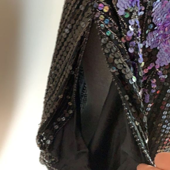 🌈 3/$20 Vintage 1980s bat wing sleeve floral sequin statement top - Picture 8 of 10